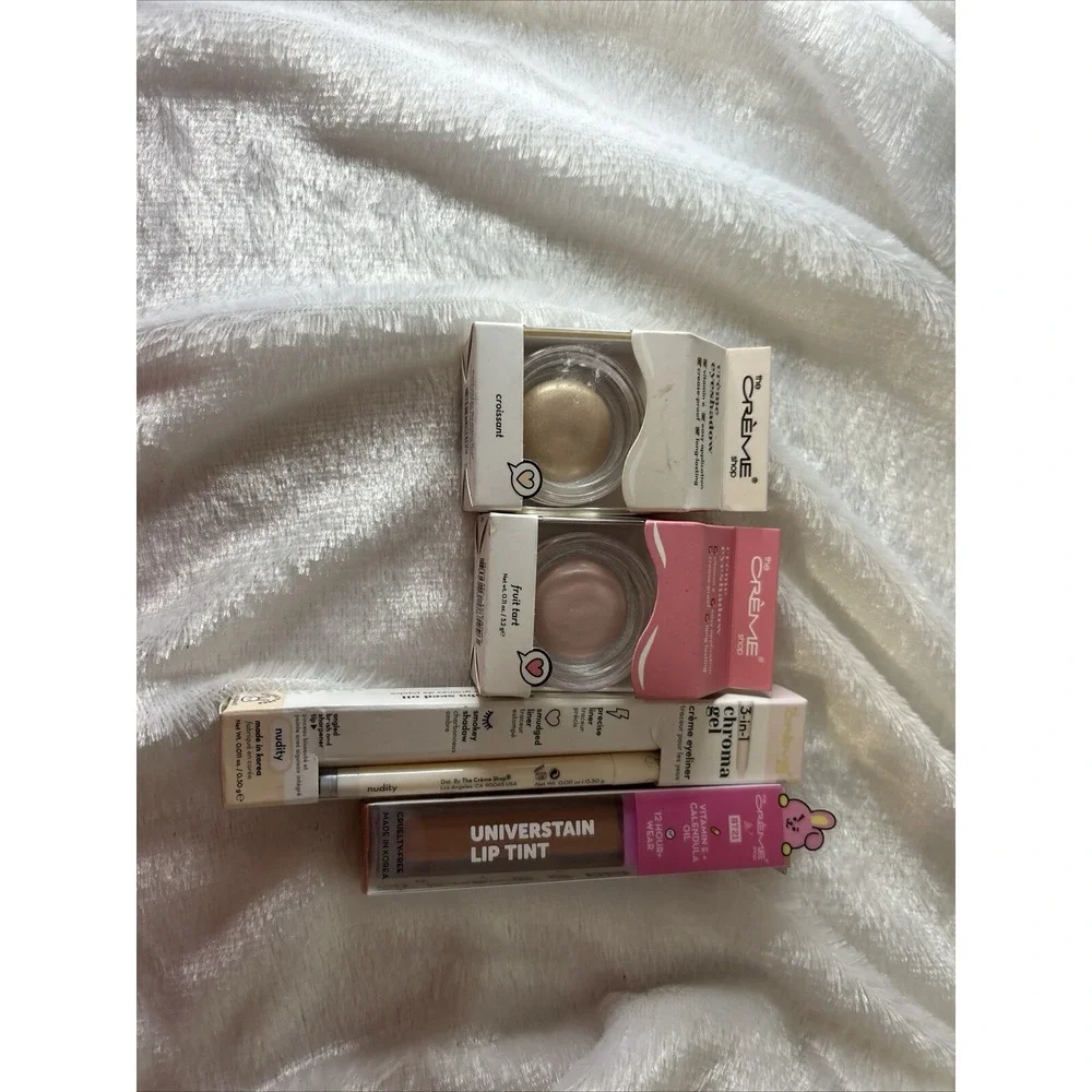 The Crème Shop Make Up Bundle. Eyeshadow,‎ Lip Tint, Eyeliner. Free shipping.